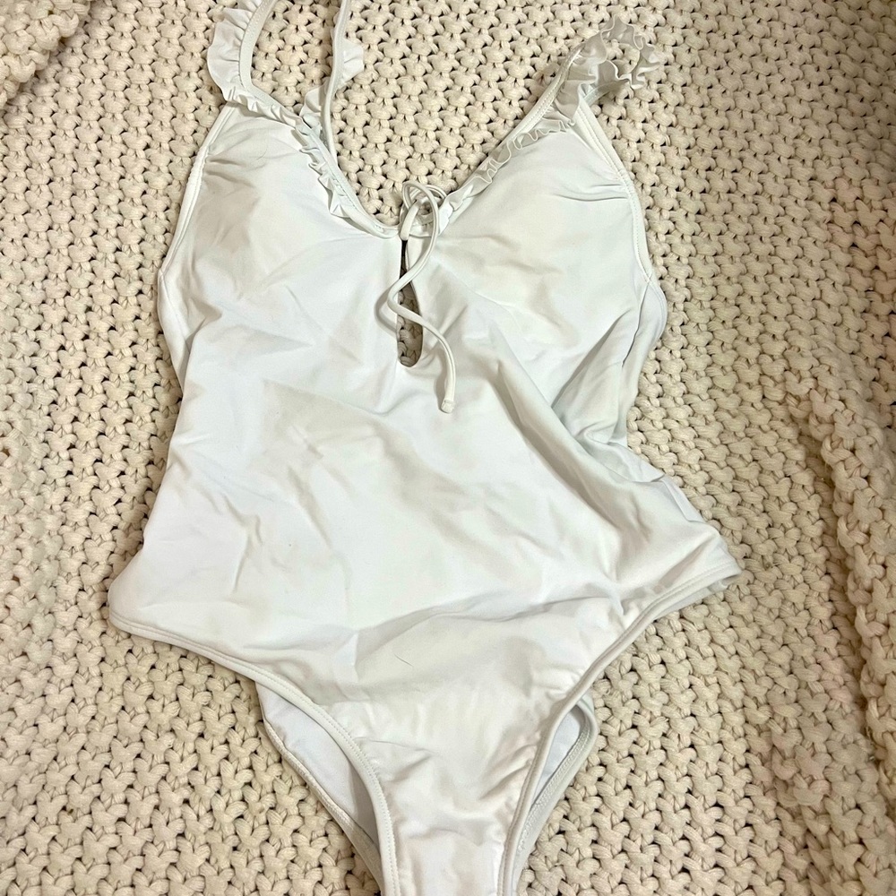 Xhilaration juniors swim suit. All white